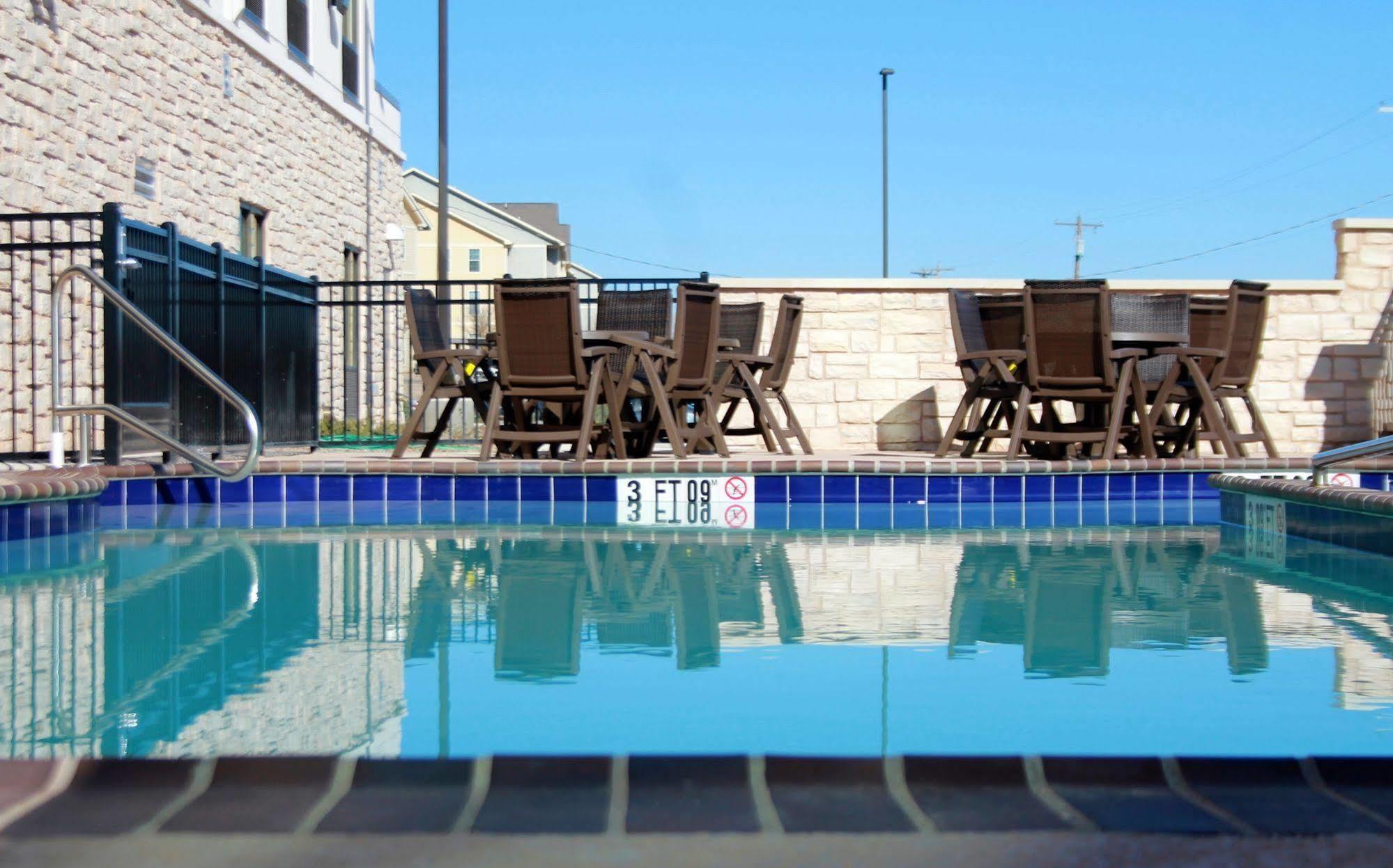 Hotel Wingate By Wyndham San Angelo Extérieur photo