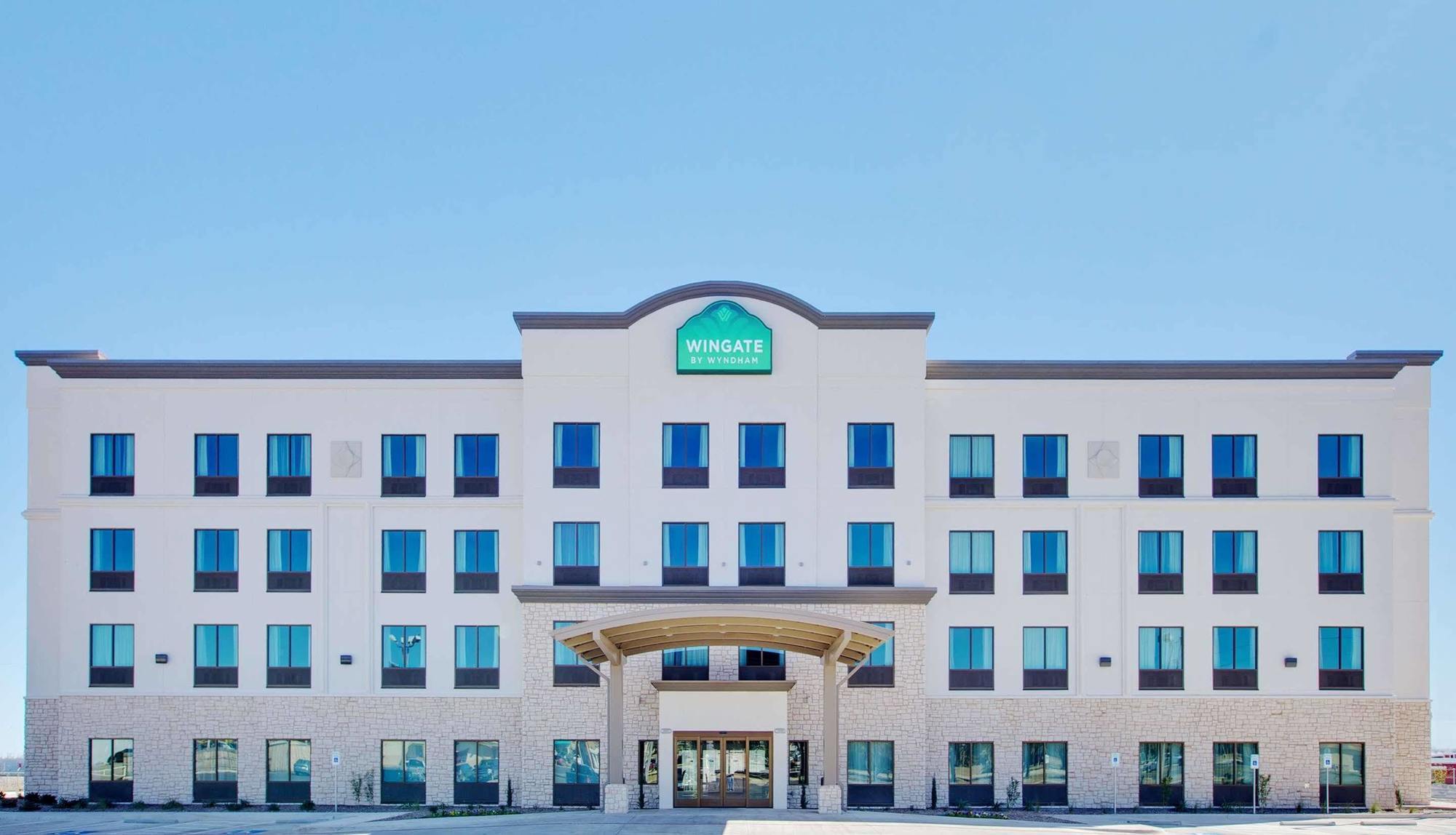 Hotel Wingate By Wyndham San Angelo Extérieur photo